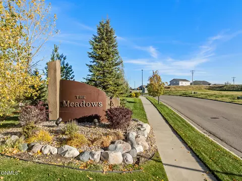 6916 University Ave N, Williston, ND 58801 photo 5