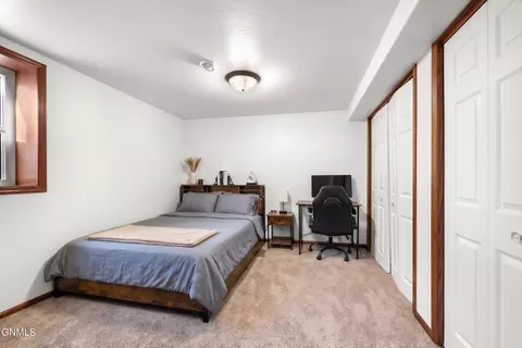 Bedroom - 901 16th Ave W, Williston, ND 58801 photo 5 of 6