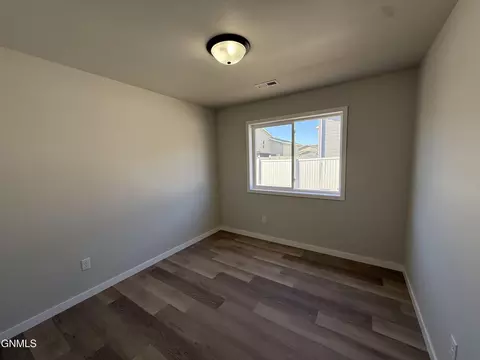 Bedroom - 1564 47th Loop SE, Minot, ND 58701 photo 2 of 3