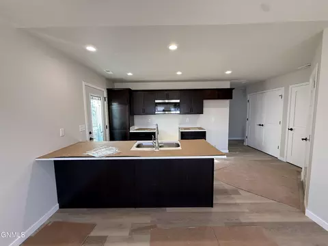 Kitchen - 1564 47th Loop SE, Minot, ND 58701 photo 2 of 2