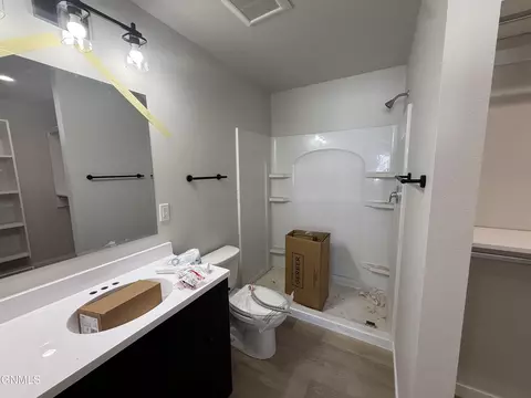 Bath - 1564 47th Loop SE, Minot, ND 58701 photo 1 of 2