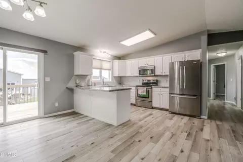 Kitchen - 4725 Calgary Ave E, Bismarck, ND 58503 photo 3 of 3
