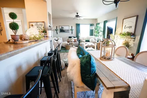 Dining - 601 45th St E, Williston, ND 58801 photo 4 of 4