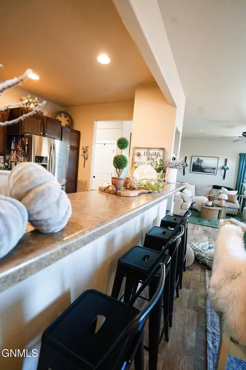 Kitchen - 601 45th St E, Williston, ND 58801 photo 7 of 7