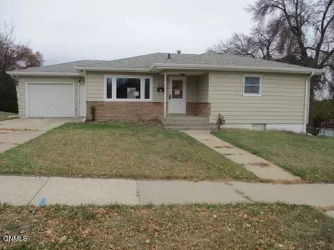 2111 East E, Bismarck, ND 58501