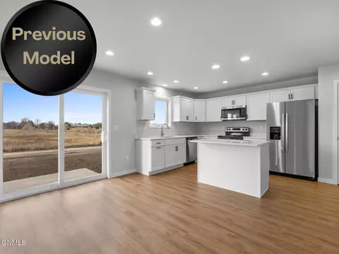 Kitchen - 1558 47th Loop SE, Minot, ND 58701 photo 1 of 3
