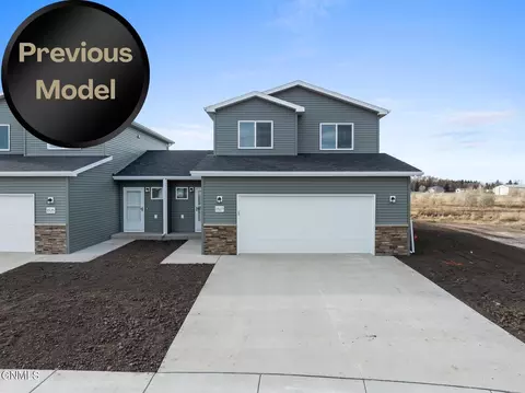 Exterior - 1560 47th Loop SE, Minot, ND 58701 photo 2 of 3