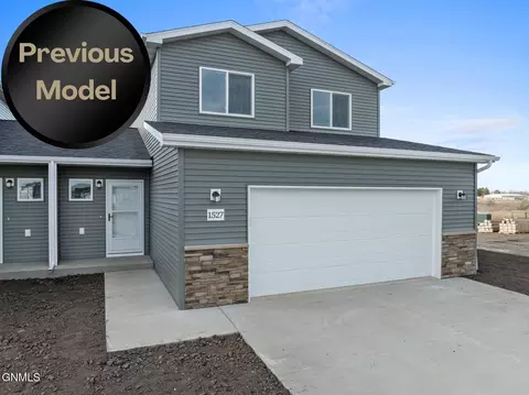 Exterior - 1560 47th Loop SE, Minot, ND 58701 photo 1 of 3