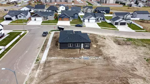View/Area - 3021 28th Ave W, Williston, ND 58801 photo 4 of 5