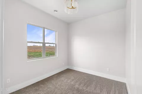 Bedroom - 3314 36th St W, Williston, ND 58801 photo 2 of 3