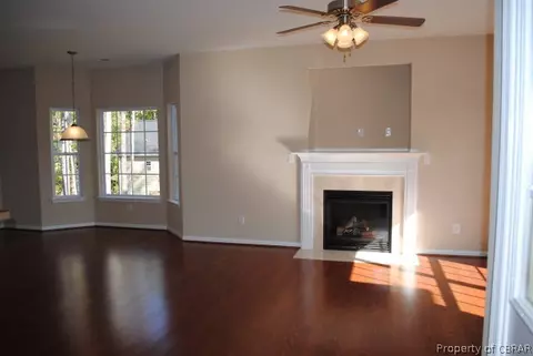 7687 James Monroe Way, Gloucester, VA 23061 photo 4