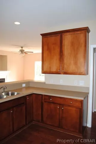 7687 James Monroe Way, Gloucester, VA 23061 photo 2