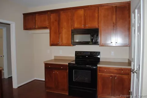 7687 James Monroe Way, Gloucester, VA 23061 photo 3