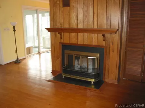 413 Berkeley Forest Rd, Kilmarnock, VA 22482 photo 5