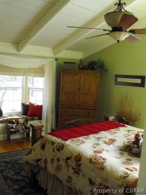 3226 Pine Grove Rd, Gloucester, VA 23061 photo 5