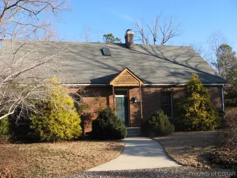 2464 Starvation Rd, Gloucester, VA 23061 photo 2
