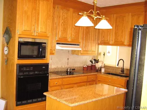 1409 Windsor Rd, Mathews, VA 23109 photo 6