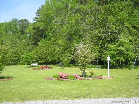1409 Windsor Rd, Mathews, VA 23109 photo 17