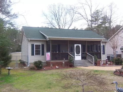 115 Hickory Dr, Hartfield, VA 23071 photo 1