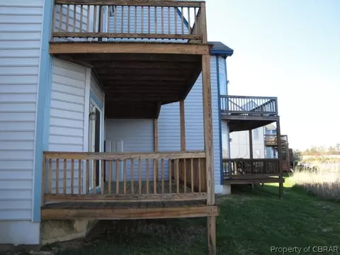 133 Reflection Ln, Hampton, VA 23666 photo 14