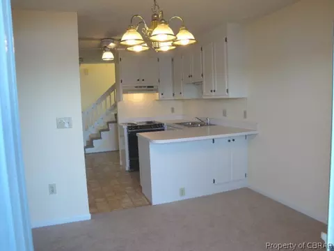 133 Reflection Ln, Hampton, VA 23666 photo 4