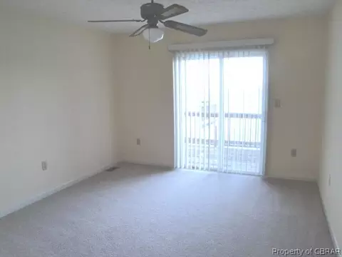 133 Reflection Ln, Hampton, VA 23666 photo 7