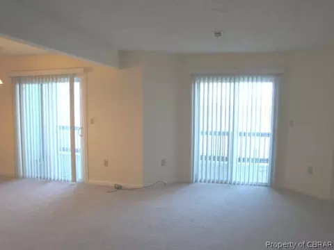 133 Reflection Ln, Hampton, VA 23666 photo 6
