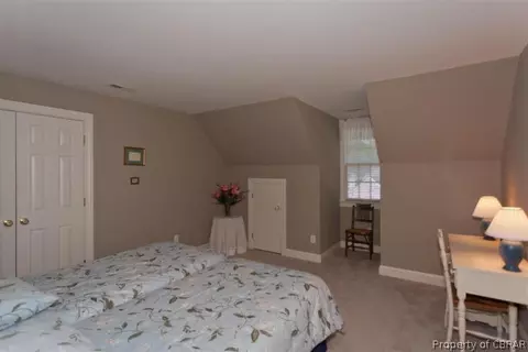 325 Yorkshire Dr, Williamsburg, VA 23185 photo 9