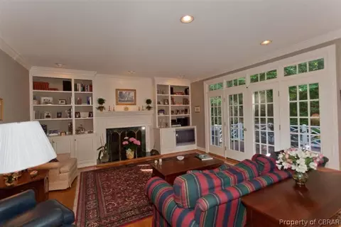325 Yorkshire Dr, Williamsburg, VA 23185 photo 7