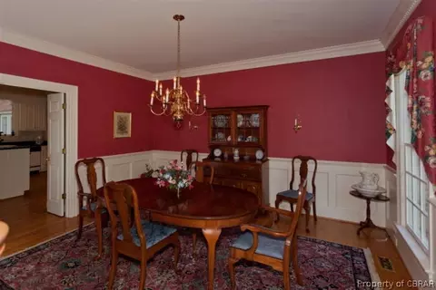 325 Yorkshire Dr, Williamsburg, VA 23185 photo 3