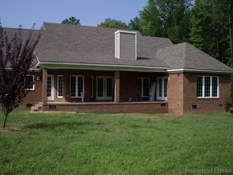 3325 Forest Ln, Saluda, VA 23149 photo 2