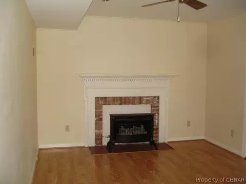 2056 River Rd, Hayes, VA 23072 photo 4