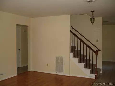 2056 River Rd, Hayes, VA 23072 photo 9