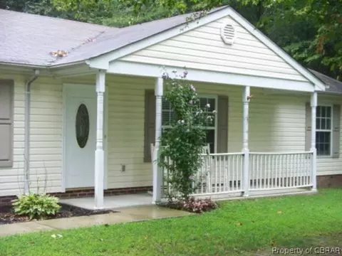 5653 Hickory Fork Rd, Gloucester, VA 23061 photo 3