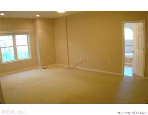 6773 Fields Landing Rd, Hayes, VA 23072 photo 7