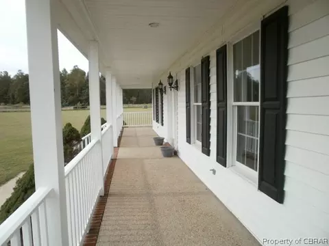 643 Sandy Point Rd, West Point, VA 23181 photo 3