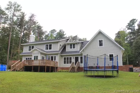 11593 River Crest Dr, Gloucester, VA 23061 photo 2
