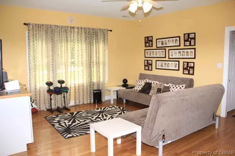 11593 River Crest Dr, Gloucester, VA 23061 photo 9