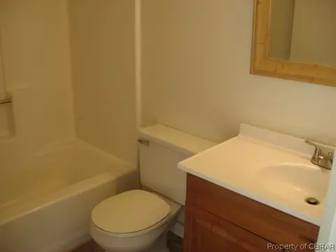 7853 Quail Ct, Gloucester, VA 23061 photo 9