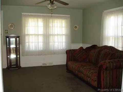 2829 Guinea Cir, Hayes, VA 23072 photo 3