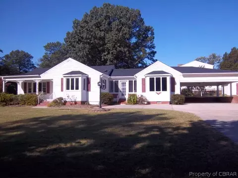 7635 Ashe St, Gloucester Point, VA 23062 photo 1