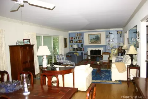 128 The Grn, Weems, VA 22576 photo 5