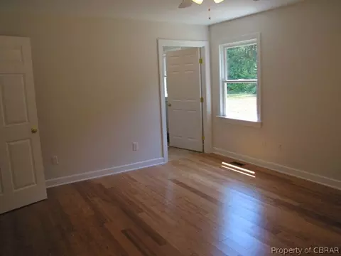 9108 Dutton Rd, Gloucester, VA 23061 photo 17