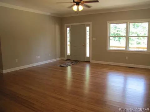 9108 Dutton Rd, Gloucester, VA 23061 photo 5