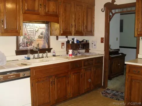 1784 Highland Dr, Gloucester Point, VA 23062 photo 7