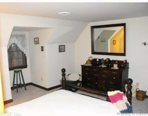8225 Baileys Wharf Rd, Gloucester, VA 23061 photo 8