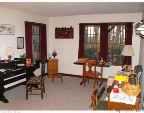 8225 Baileys Wharf Rd, Gloucester, VA 23061 photo 6