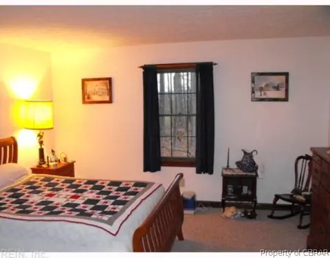 8225 Baileys Wharf Rd, Gloucester, VA 23061 photo 7