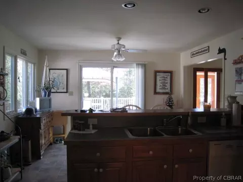 1065 Laurel Point Rd, Lancaster, VA 22503 photo 5