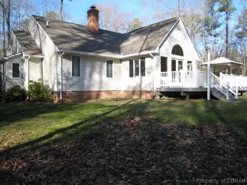 1065 Laurel Point Rd, Lancaster, VA 22503 photo 2